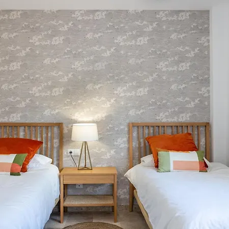 Home2book Sea View & Design Duplex Gigantes