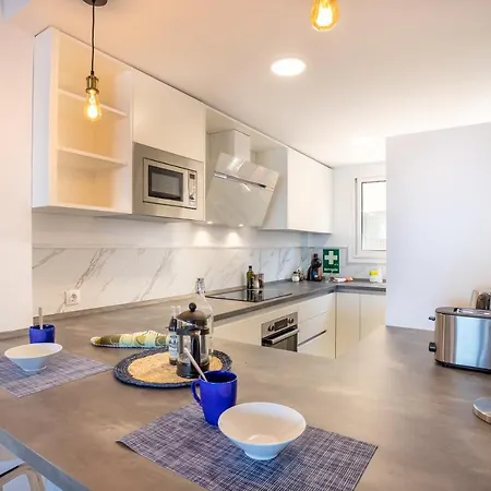 Апартаменты Home2book Sea View & Design Duplex Gigantes *