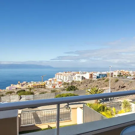 Home2book Sea View & Design Duplex Gigantes