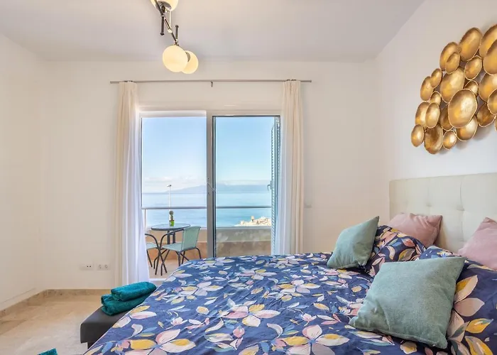 Home2book Sea View & Design Duplex Gigantes Apartment Puerto de Santiago (Tenerife)