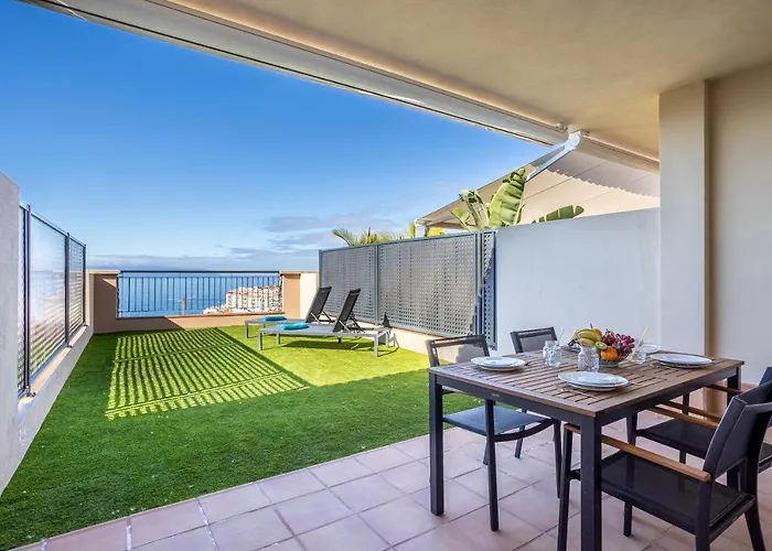 Home2book Sea View & Design Duplex Gigantes *