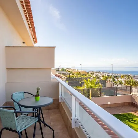 Home2book Sea View & Design Duplex Gigantes 公寓