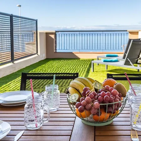 Home2book Sea View & Design Duplex Gigantes شقة